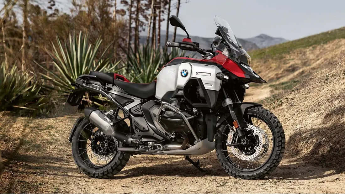 BMW R1300 GS Adv: debutto imminente - Endurrad.com