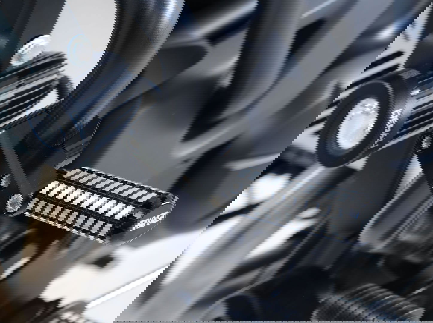 Cp.staffe universali per barre paramotore 25,4mm