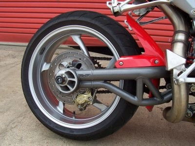 Cursori perno ruota posteriore, Benelli Tnt '04