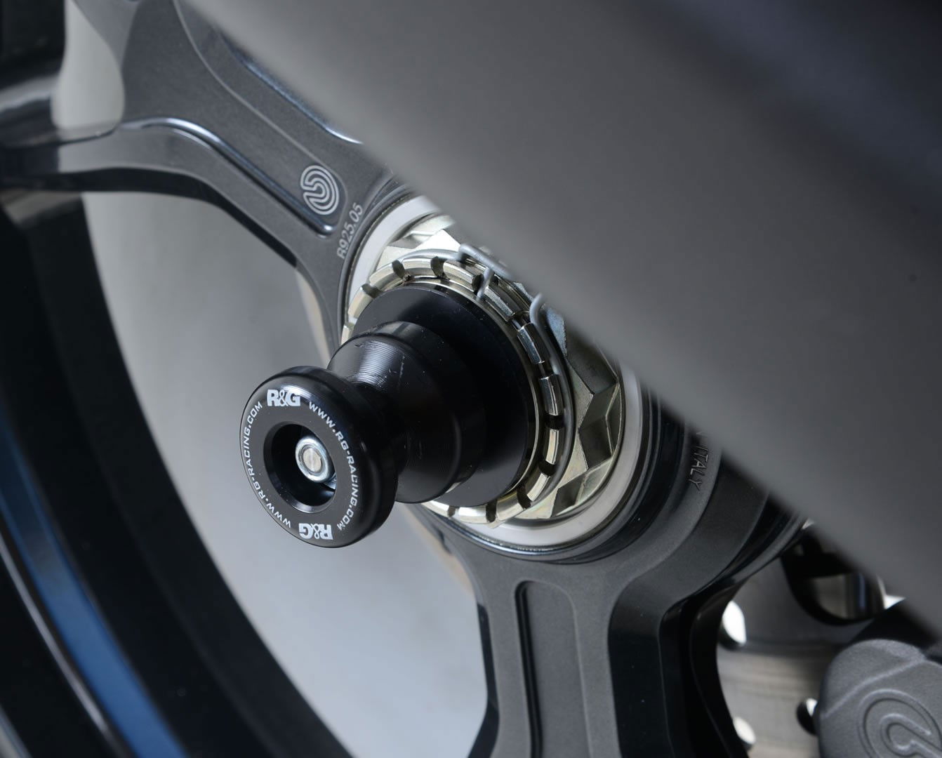 cursori perno ruota post. Ducati 1098 / 1198 / 1098 Streetfighter / Streetfighter V4 '20- / 1199, 1299, V4 (S), V4R '19- Panigal