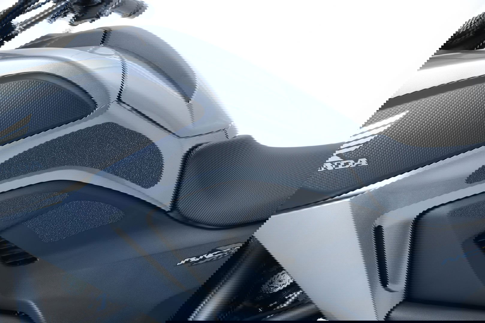 Kit 6PZ Adesivi Anti Scivolo Serbatoio Honda NC700 X NC750 X 12 15 Rg EZRG315 Rg EZRG315