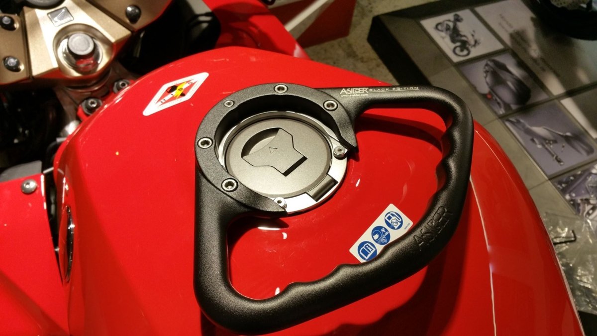 Maniglia sebatoio Honda a 5 viti | HRF02 - 2270 - ENDURRAD