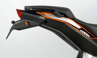 Portatarga KTM 200 DUKE tutti gli anni / 125 DUKE fino '16 / 390 DUKE '13-'16 (completamente stampato in plastica)