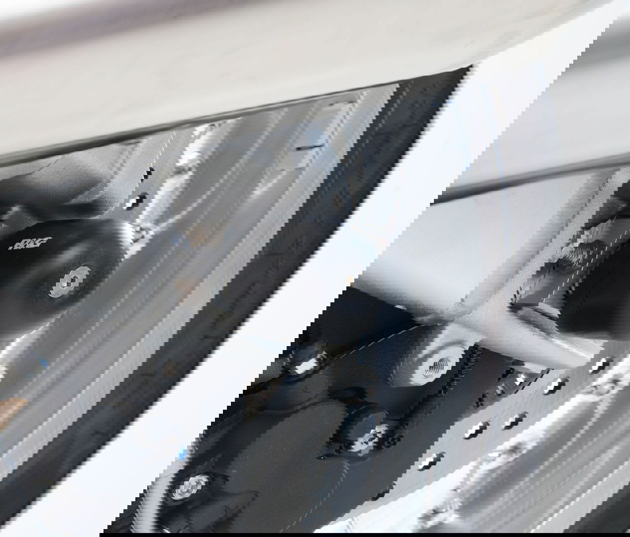 protezioni forcellone (allung), Triumph Scrambler 1200 XC/XE '19- / Thruxton 1200/1200R / Street Twin 900 / Street Cup '17- / Sp