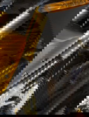 Retina protezione radiatore olio, Benelli 1130 Cafè Racer