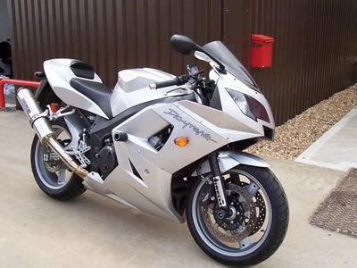 Tamponi / protezioni telaio - Triumph Daytona 600 / 650