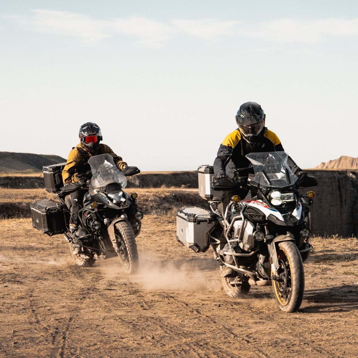 Maletas CONQUEROR BMW R 1300 GS LOBOO - Endurrad.com